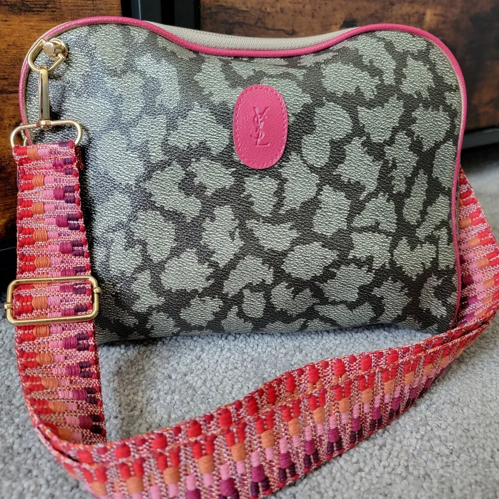 Authentic Vintage YSL clutch Bag - Picture 1 of 11